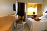 Planet Hotel Hotels in Bonabéri