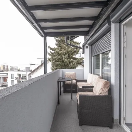 Exclusive (top floor) new-build vacation apartment with distant views
