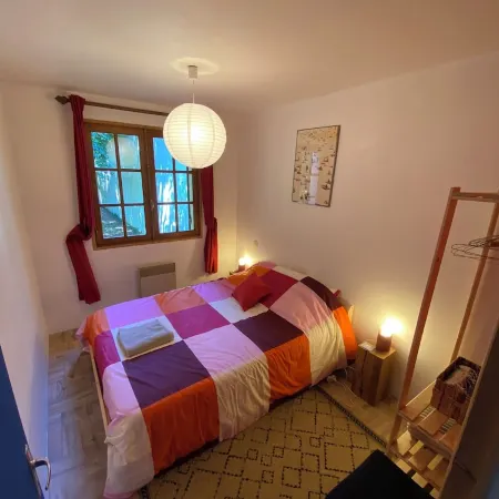 Petite Maison Atypique Avec Jardin Ombagé Parfait Pour des Vacances en Famille