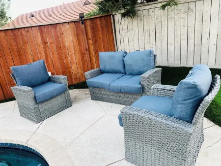 4BR, Pool,Spa, Mini Golf, A+ House