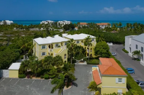 Casa Eden - 1-BR Condo in Charming Grace Bay