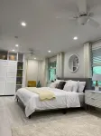 New to market renovated 3-bedroom condo on 7 mile corridor 2min walk to beach