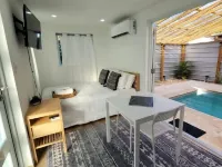El Rinconcito Container Home Exp! Private Pool فنادق في رينكون