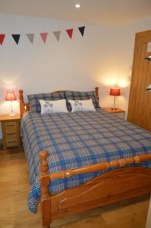 Perfect Romantic  Studio Apartment - Close to Beaches on the Edge of Dartmoor Отели в г. Айвибридж