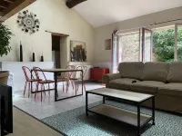 Corps de Ferme au Coeur de la Montagne Noire 豐蒂耶爾卡巴爾代住宿飯店