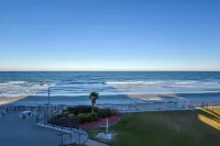 Breathtaking oceanfront views! Balcony! Private Pool, Beach Access, Daytona!