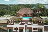 Villa Loma Bonita - Oceanfront Villa in Playa Bonita