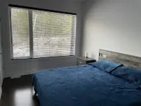 Cottage / Lake House - New - Beautiful views - Clean and comfortable Hotels in Val-des-Monts