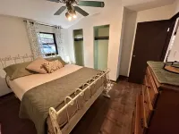 Pet friendly 4 br home on 6.5 acres w access to swim & fishing area --sleeps 10