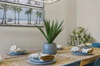 Beautiful Indian Shores condo with private beach access