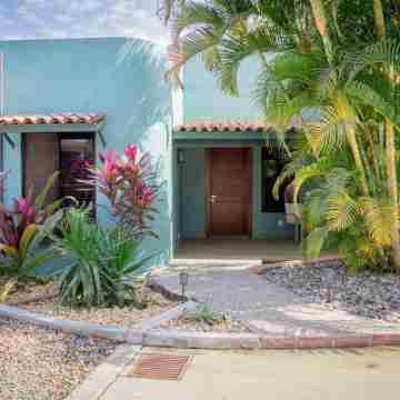 Villas Escondido, Villa # 3 One Bed. Only 3 km-2ml.to the beach and shopping Hotel Exterior