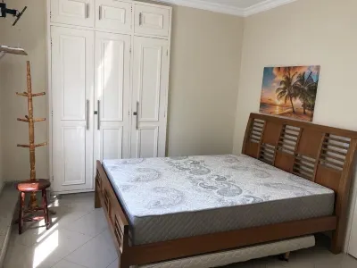 APARTMENT FACING THE SEA, HIGH STANDARD. Hotell i Centro