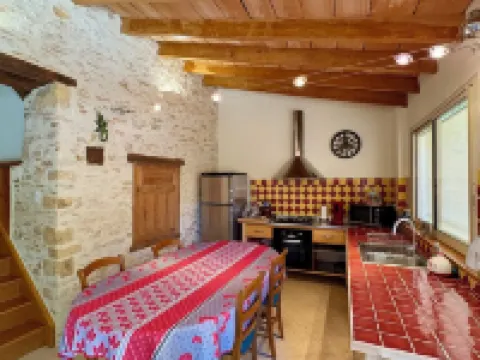 Charming Family Country House in the Heart of the Périgord Noir Hotels in Saint-Genies