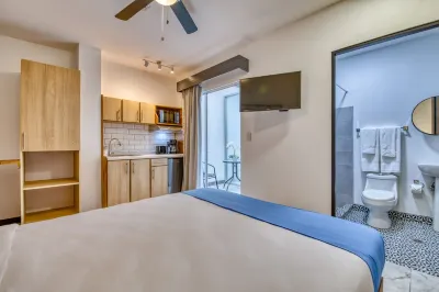 Modern Apartment in San Jose Downtown with patio! Hotels in 
