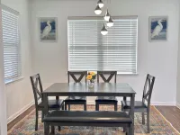 2 king beds Luxury Blue themed Cozy retreat