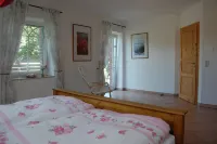 high-quality vacation apartment (2) on the north beach for 4 pers. with Wlan, 60 m²-from 29 €pT Hotels in Putgarten