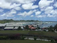 Apartment close to the most beautiful beaches, superb views of the marina.