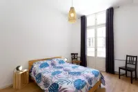Beautiful 2 Rooms Full Center Tram 1 min