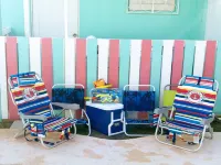 Private Pool and Swim up Bar-Immediately up the hill from Crashboat Beach!