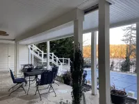 Beautiful Lake House with pool, dock with party deck, video games, pool table
