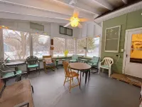 Cozy cottage by the lake Hotels in Montreal