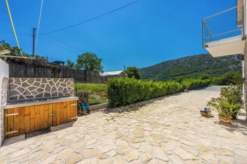 Villa Monte Adria  for 8 + 2 Pers. Hotels in Bribir