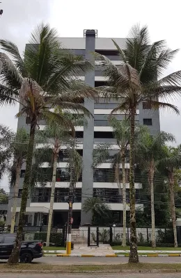 Apt. High standard on the Riviera; 200m from the beach; Air conditioning; 3 bedrooms/2 suites. Hotel in zona Praia de São Lourenço