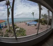 Island Life, Spacious Ocean-Side Living - 2 or  3 Bedroom Condo in Pelican Key