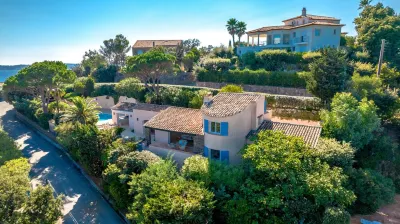 LUXURIOUS VILLA, INCREDIBLE SEA VIEW, SWIMMING POOL Hotels near Botanical Garden