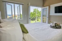 SBS Modern Seaview Villa - 5 Bed/4Bath with Private Pool Hotels in 