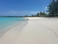 KPOW on the Beach - Brand New 5 bedroom Luxury Beachfront House!