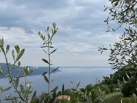 Lake Garda Tignale vacation home bungalow with pool and lake view Hotel a Tignale