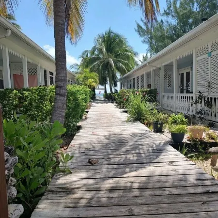 Only steps to the beach