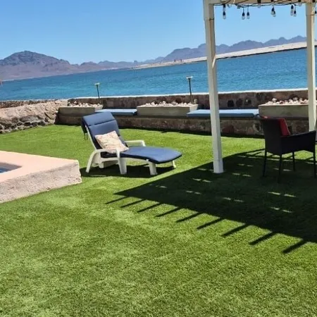 Beautiful House Vista Delfín Beach Front, with Pool