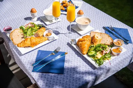 Fred&Breakfast Отели рядом с достопримечательностью «Мост Святого Михаила»