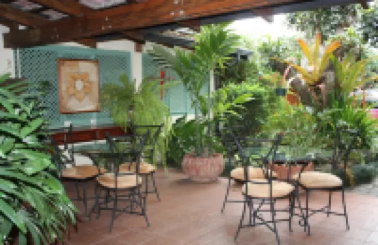 Tierra Magica B&B and Art Studio Hotel di 