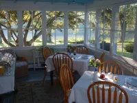 House on Chase Creek Hotels in Shelter Island Heights
