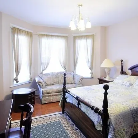 Glory Guest Suites, Downtown Moncton