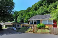 36 Fernhill Heights - parking
