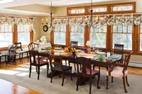 Journey Inn Bed & Breakfast - Desayuno