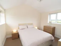 Bowler Yard Cottage Hotels in Edwinstowe
