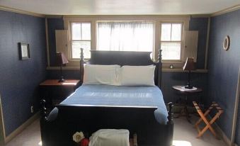 Inn at Neshobe River
