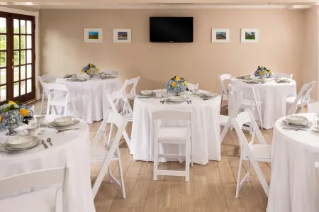 The Jacqueline House of Wilmington Отели рядом с достопримечательностью «TwentySix Bar and Grill»