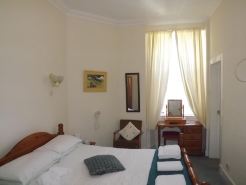 Palace Hotel - Small Hotel