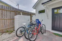 Designer Coastal Studio: Walk to Beach, Near 30A - Beach