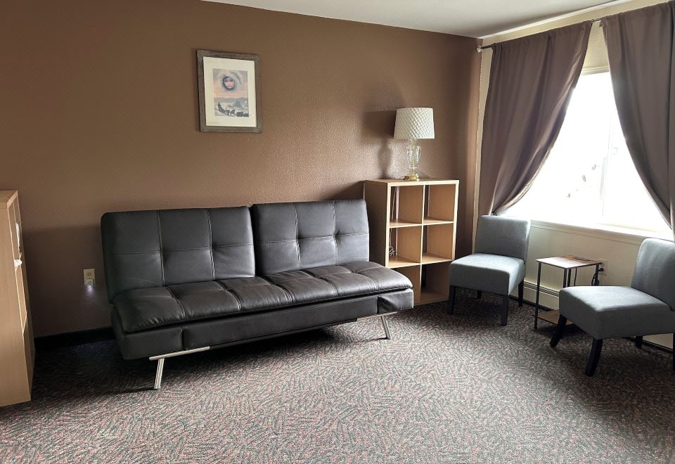 버드 크리크 모텔의 외관 또는 객실 모습