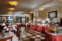 Hotel Russo Palace - Bữa sáng