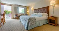 Rhumb Line Resort - balcony