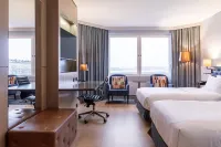 힐튼 헬싱키 스트랜드