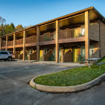 Townsend River Breeze Inn